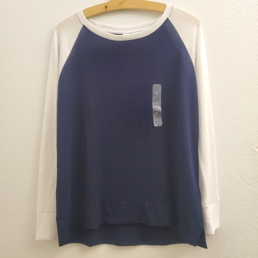 NWT Gap Factory Raglan Sleeve Sweater T123